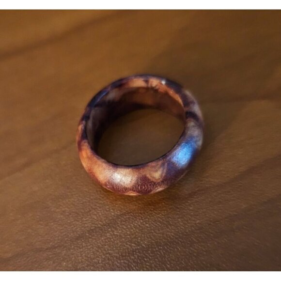 Size 8 Real Wood Unisex Ring Handcrafted Matte Finish Minimalist Jewelry - Picture 3 of 4